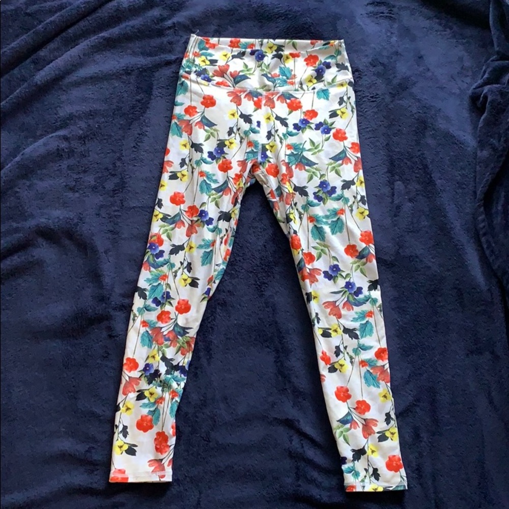 Fabletics flower leggings